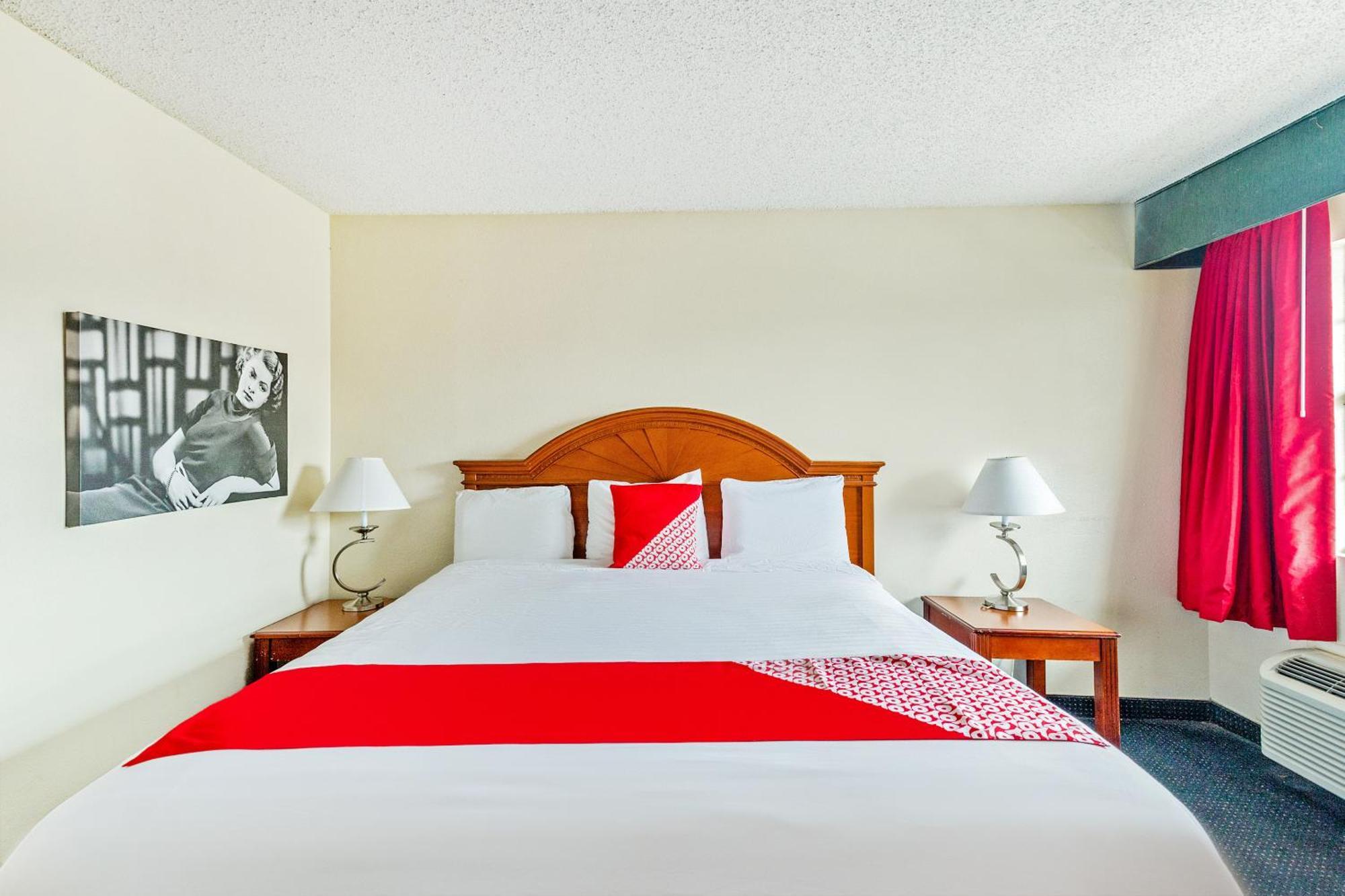 Oyo Hotel San Antonio Lackland Near Seaworld Buitenkant foto